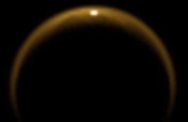 Imagem comprova exist�ncia de l�quido em lua de Saturno