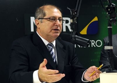 Brasil poder� ter fabrica��o de smartphones em terras nacionais
