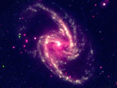 Cientistas conseguem medir velocidade de rotação de buraco negro pela 1ª vez