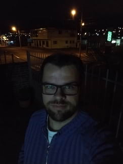 Moto G6+ - selfie noturna sem flash