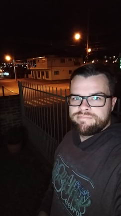 Moto Z3 Play - selfie noturna com flash da tela