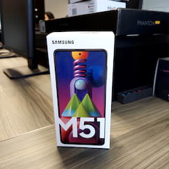 Câmera traseira Ultrawide Câmera traseira Ultrawide