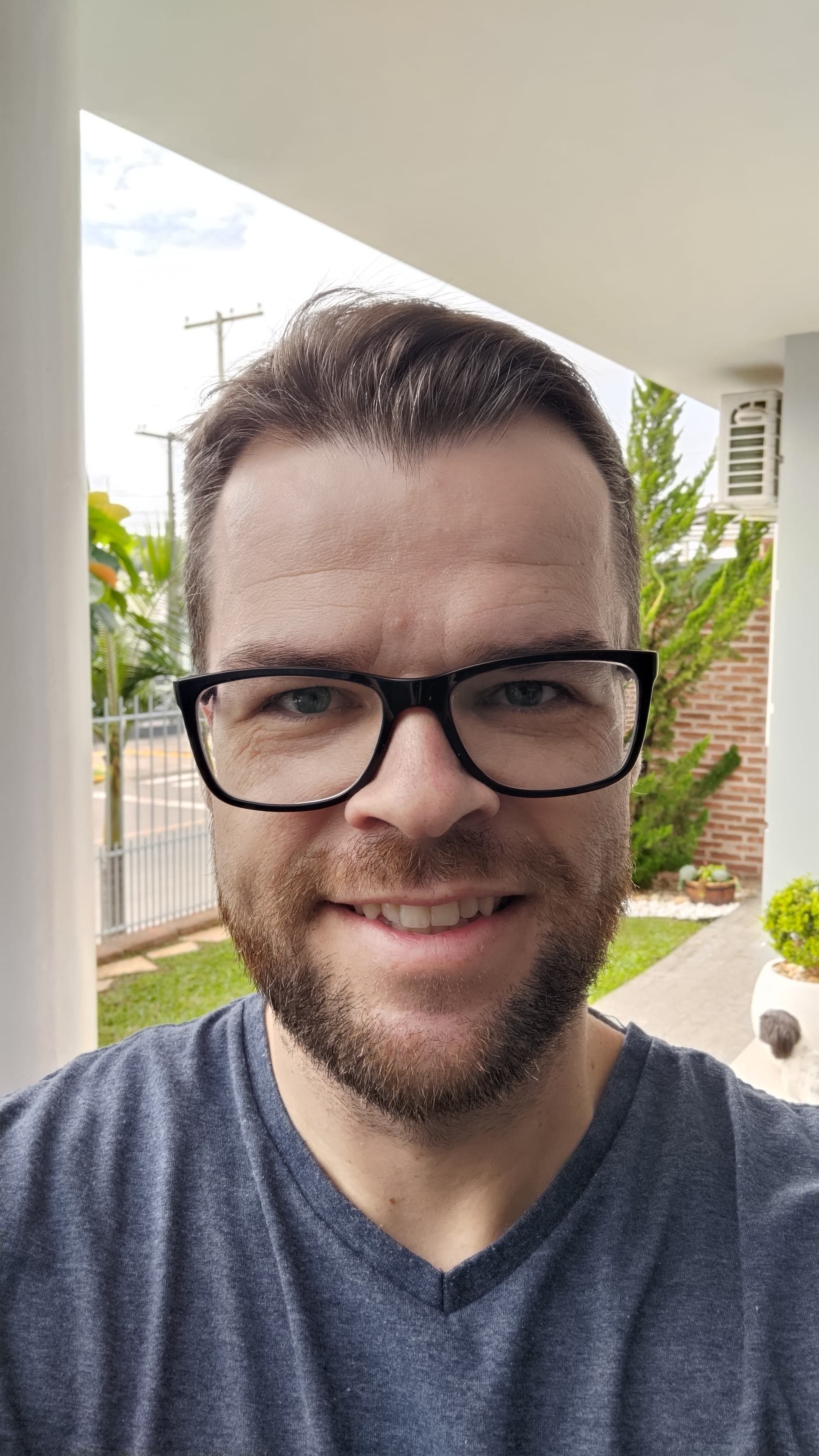 Top 5 melhores celulares para fazer selfies - câmera frontal