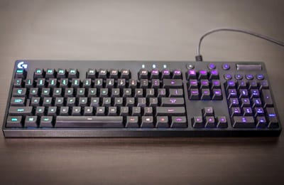 Logitech G810