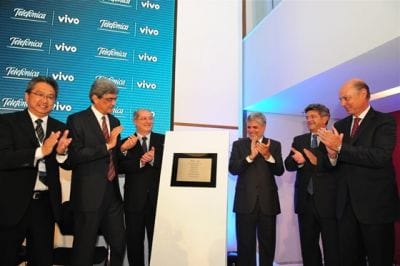 Ministro das Comunicações afirma que smartphones no Brasil deverão custarão no máximo R$ 1.500,00 Ministro das Comunicações afirma que smartphones no Brasil deverão custarão no máximo R$ 1.500,00