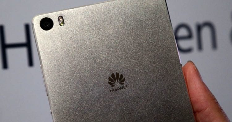 Rumores indicam que Huawei P9 pode chegar com 6GB de RAM Rumores indicam que Huawei P9 pode chegar com 6GB de RAM