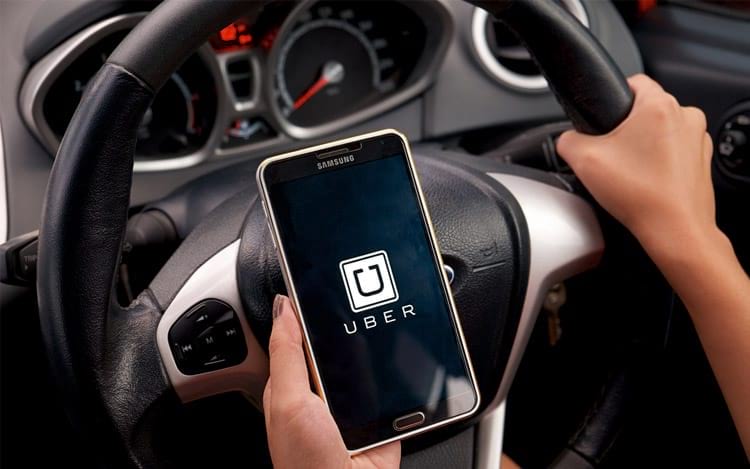 Justiça derruba liminar e permite que Prefeitura fiscalize Uber em SP Justiça derruba liminar e permite que Prefeitura fiscalize Uber em SP