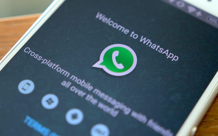WhatsApp pode estar preparando função de gravação de voz em segundo plano WhatsApp pode estar preparando função de gravação de voz em segundo plano
