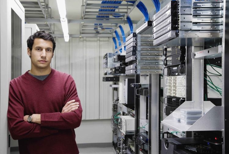 Quais as áreas de atuação em informática / Tecnologia? Quais as áreas de atuação em informática / Tecnologia?