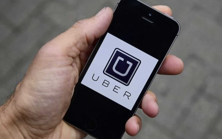 Uber chega a um bilhão de viagens no Brasil Uber chega a um bilhão de viagens no Brasil