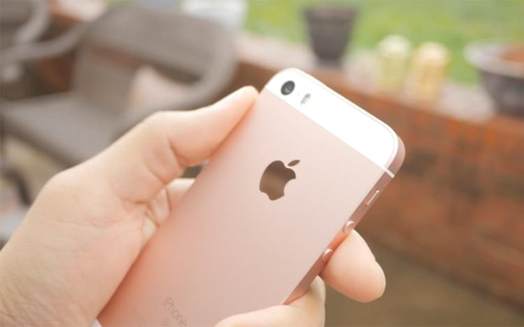 Apple pode ter cancelado projeto do iPhone SE 2 para focar em iPhone 9 Apple pode ter cancelado projeto do iPhone SE 2 para focar em iPhone 9