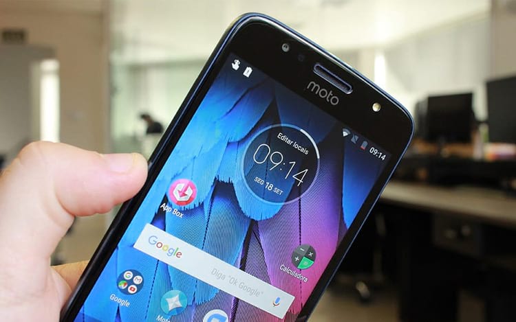 Os 5 melhores smartphones até R$ 1000 Os 5 melhores smartphones até R$ 1000