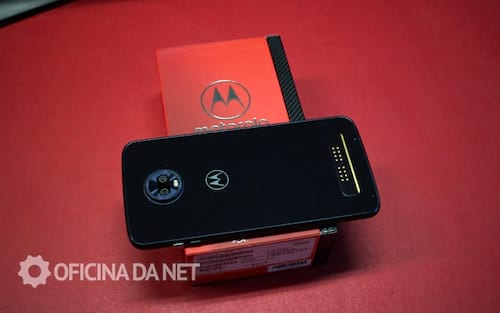 Review Moto Z3 Play: Tendências de 2018, mas pecou no preço Review Moto Z3 Play: Tendências de 2018, mas pecou no preço