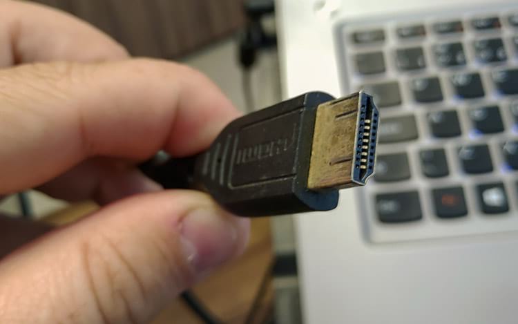 HDMI vs. DisplayPort: Quais as diferenças entre estes cabos de conexão? HDMI vs. DisplayPort: Quais as diferenças entre estes cabos de conexão?