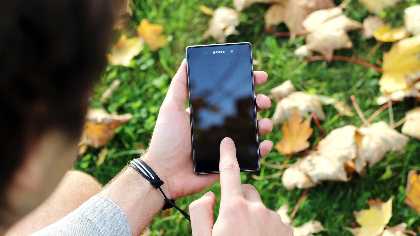 Touchscreen travou? Veja o que fazer quando a tela do celular não responde ao toque