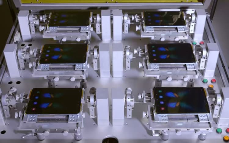 Samsung publica vídeo para demonstrar durabilidade do Galaxy Fold Samsung publica vídeo para demonstrar durabilidade do Galaxy Fold