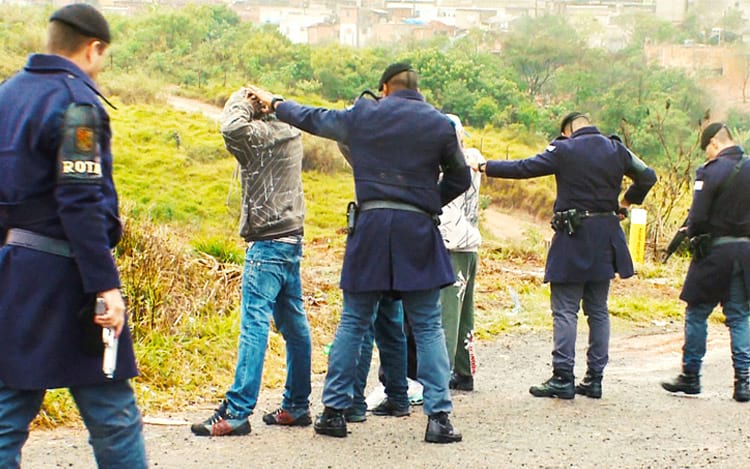 Polícia