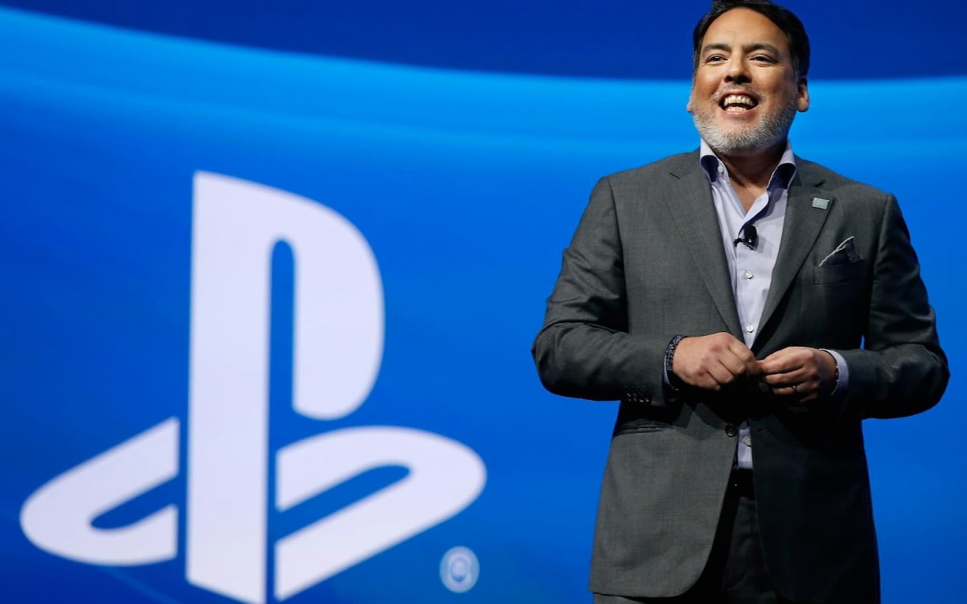 Presidente dos estúdios Sony e PlayStation, Shaw Layden deixa a companhia Presidente dos estúdios Sony e PlayStation, Shaw Layden deixa a companhia