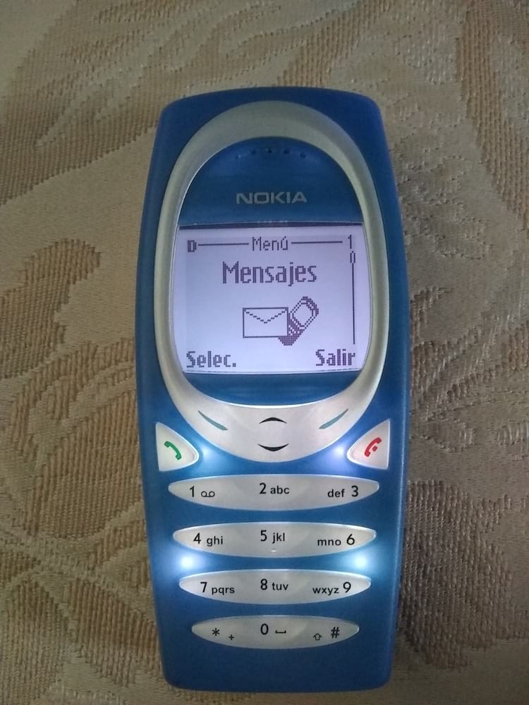 Motorola PT-550, Nokia 2280, Motorola V3 e mais: confira oito celulares  antigos que marcaram época no Brasil