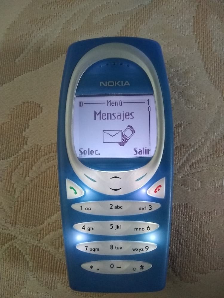 Nokia 1100 Clássico jogo da cobrinha Snake II 