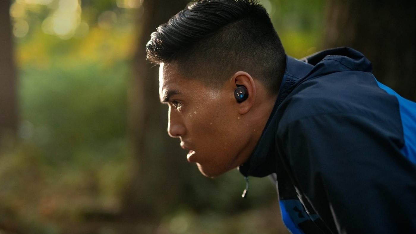 Os melhores fones de ouvido baratos para corrida e academia de 2021