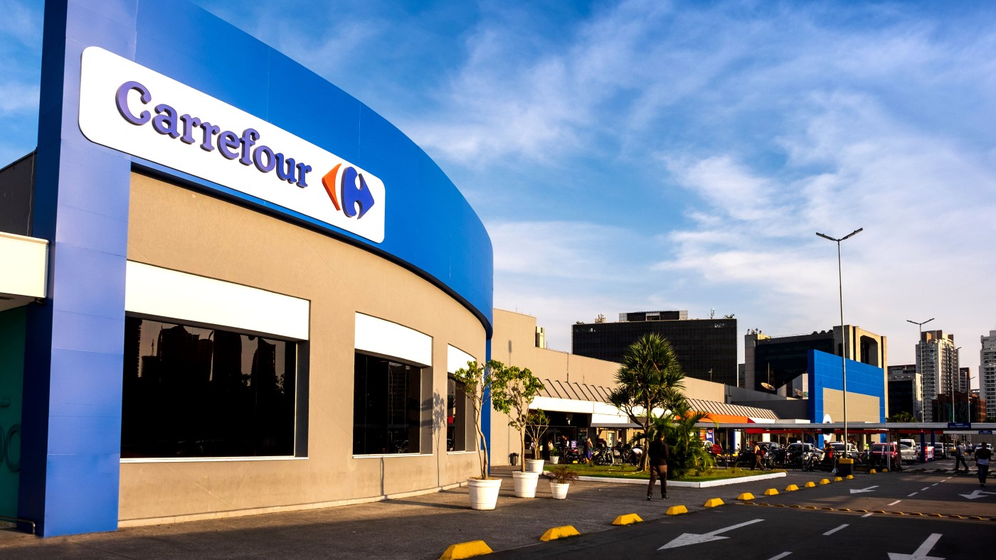 Carrefour vai oferecer caixas eletrônicos de criptomoedas