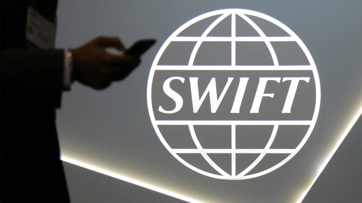 Ucrânia quer Rússia fora do Swift, sistema internacional de bancos; entenda