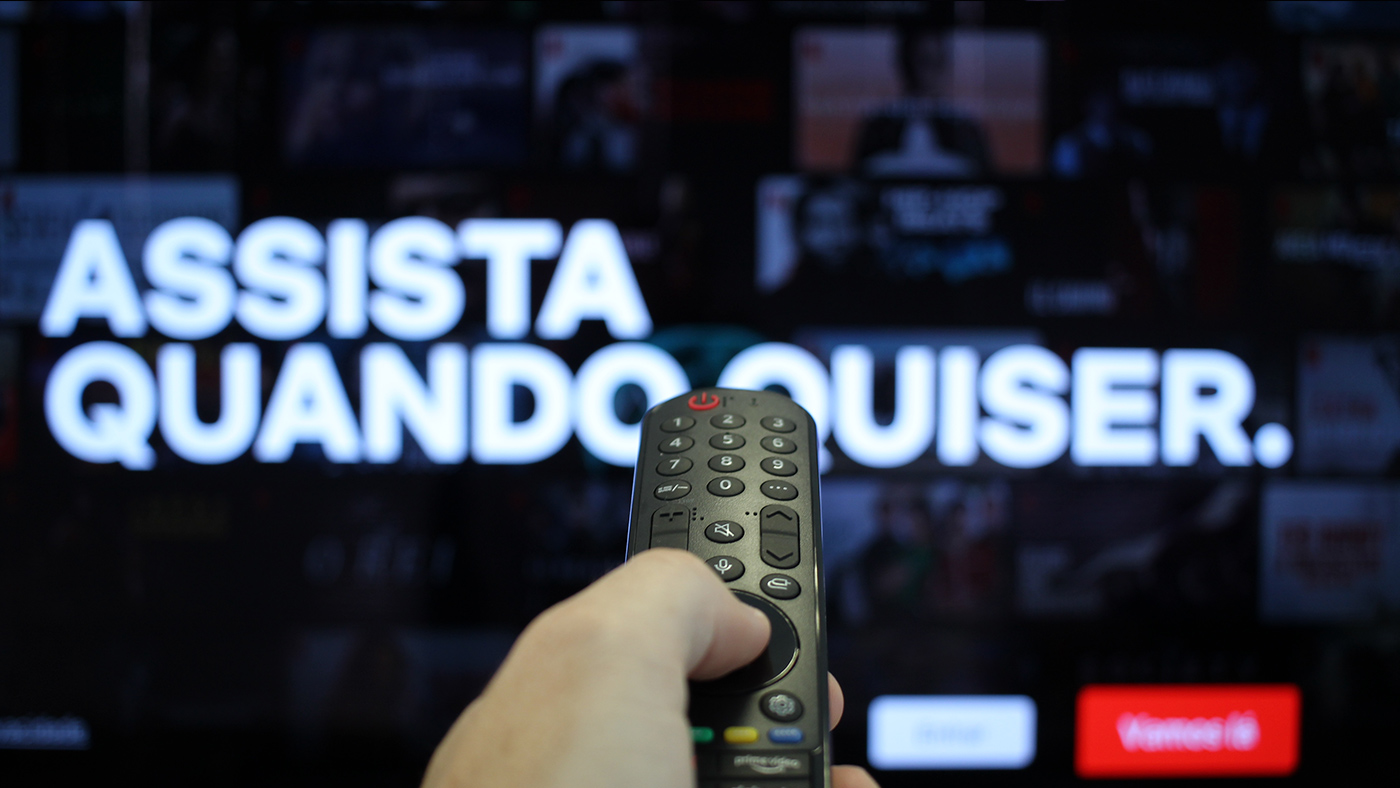 Sim, Netflix vai cobrar mais de quem divide senha em 2023; veja as