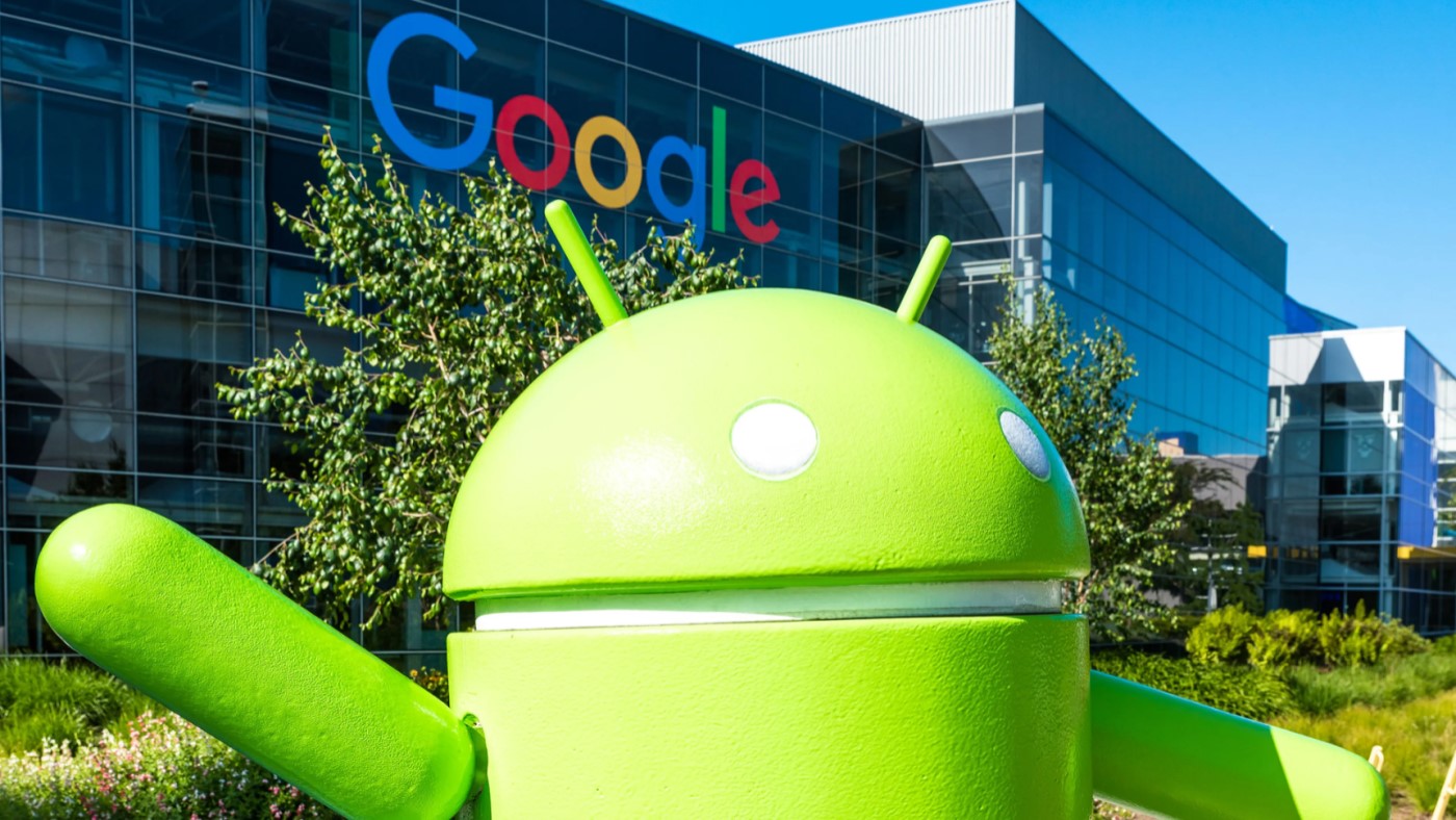 Figura De Android E Jogo De Google Foto Editorial - Imagem de telefone,  loja: 103876901