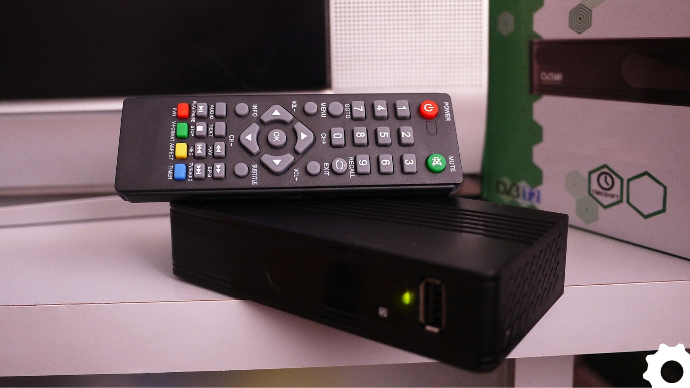 Aparelho Adaptador Smart Tv Box Transforme Sua Tv Em Smarttv