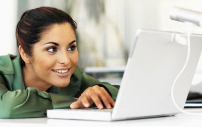 Como acessar a câmera no navegador com HTML5 Como acessar a câmera no navegador com HTML5