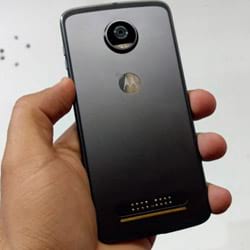 Moto Z2 Play Moto Z2 Play