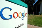 Google extingue com mais de 1,2 mil vagas de emprego na Motorola Mobility Google extingue com mais de 1,2 mil vagas de emprego na Motorola Mobility