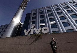 Operadora de Telefonia Móvel VIVO é multada pela ANATEL Operadora de Telefonia Móvel VIVO é multada pela ANATEL