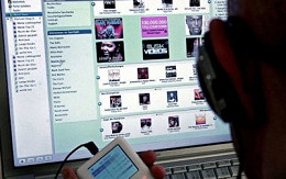 iTunes completa 10 anos e atinge a marca de 25 bi de downloads iTunes completa 10 anos e atinge a marca de 25 bi de downloads