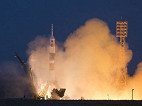Astronautas da NASA pegarão carona com russos Astronautas da NASA pegarão carona com russos