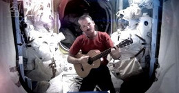 Astronauta famoso anuncia aposentadoria Astronauta famoso anuncia aposentadoria