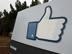 Governo americano investe fortuna para segurar fãs do Facebook