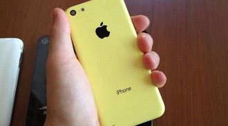 Imagem do iPhone 5C sendo testado Ã© publicada na internet