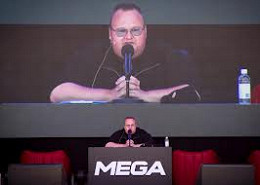 Kim Dotcom deixa cargo de diretor na Mega Kim Dotcom deixa cargo de diretor na Mega