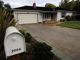 Casa que Steve Jobs viveu deve virar patrimônio histórico Casa que Steve Jobs viveu deve virar patrimônio histórico