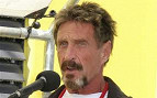 Criador do McAfee está desenvolvendo app livre de espionagem Criador do McAfee está desenvolvendo app livre de espionagem