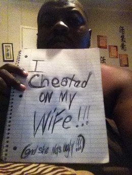 Homem pede perdão pelo Facebook após admitir ter traído esposa Homem pede perdão pelo Facebook após admitir ter traído esposa