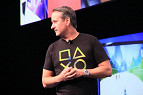 Mark Stanley promete esclarecer o alto valor cobrado pelo PS4 no Brasil