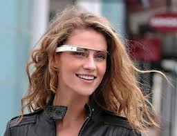 Motorista recebe multa por dirigir vestindo um Google Glass