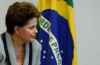 Dilma aprova projeto de e-mail livre de espionagem Dilma aprova projeto de e-mail livre de espionagem