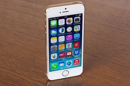 Hoje à noite inicia venda dos iPhones 5S e 5C no Brasil Hoje à noite inicia venda dos iPhones 5S e 5C no Brasil