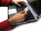 Comércio eletrônico fatura R$ 16 bilhões no 1º semestre Comércio eletrônico fatura R$ 16 bilhões no 1º semestre