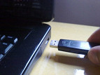 Dispositivos USB têm falha grave de segurança Dispositivos USB têm falha grave de segurança