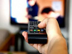 Roubo de sinal de TV por assinatura chega a 4,2 milhões de casas no Brasil Roubo de sinal de TV por assinatura chega a 4,2 milhões de casas no Brasil